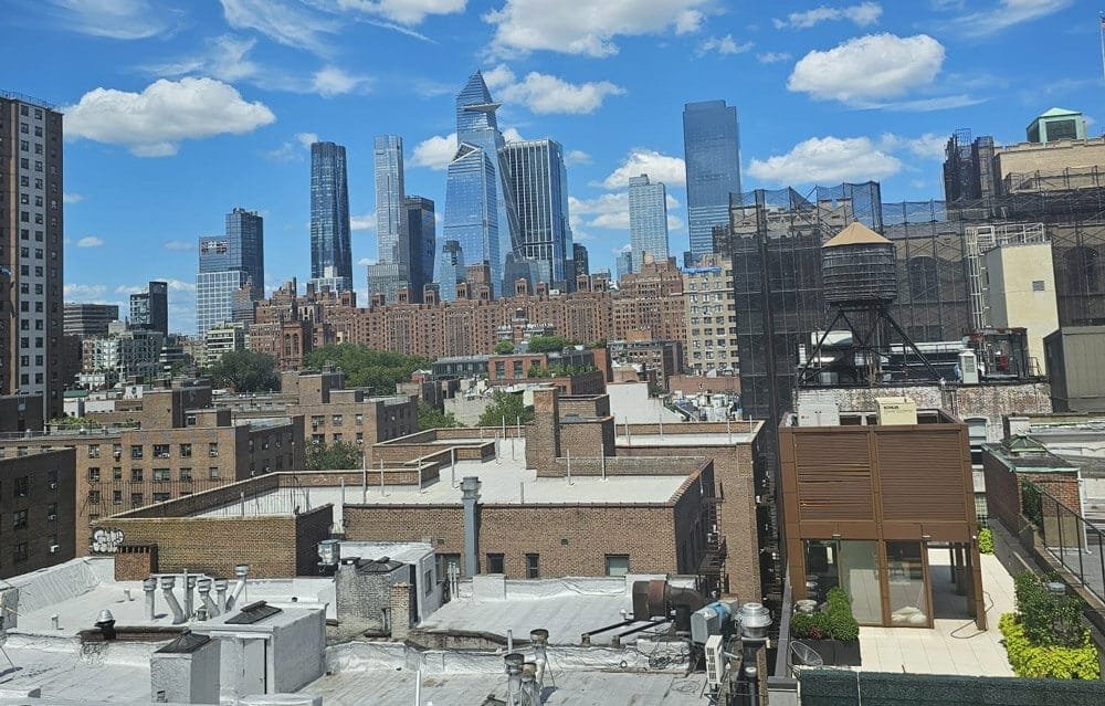 View of New York buildings and Skyscrapers