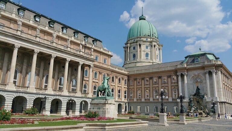 Photo shows buda castle grounds